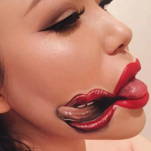 An astonishing makeup artist