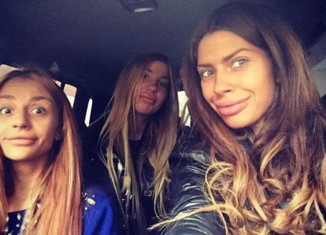 Les filles en plastique - #11 