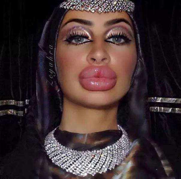 Les filles en plastique - #35 