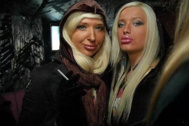 Les filles en plastique - #38 