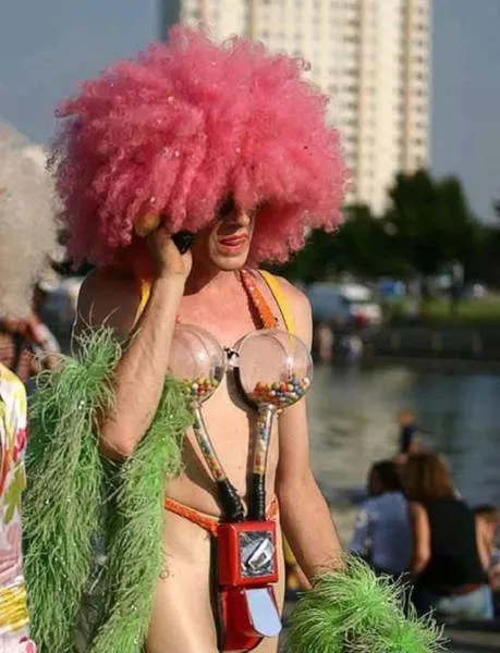 Find explanations for these photos - #9 