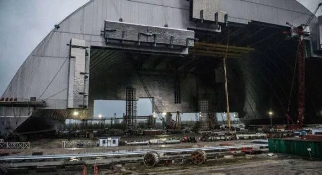 Attention nous somme a linterieur de la centrale nucleaire de tchernobyl - #15 