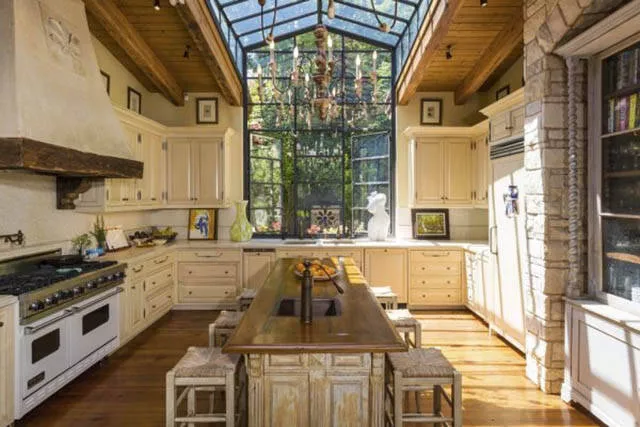 Discover these houses of dreams - #18 