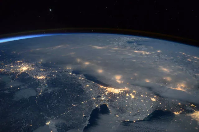 The best photos of the space taken by astronaut scott kelly - #22 