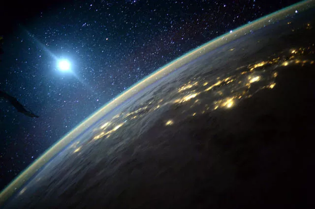 The best photos of the space taken by astronaut scott kelly - #26 