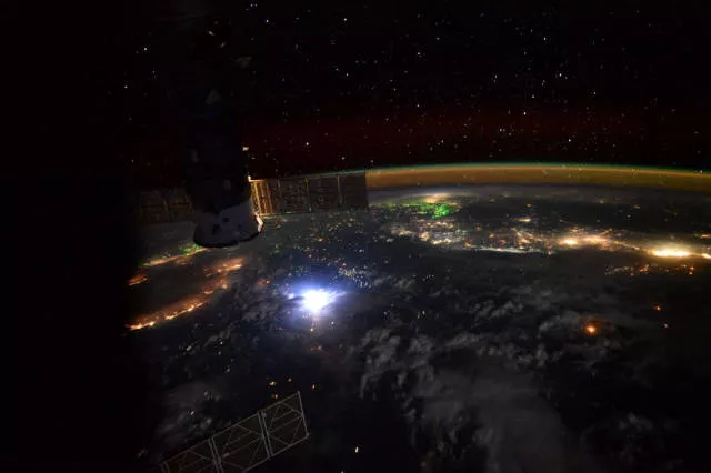 The best photos of the space taken by astronaut scott kelly - #27 
