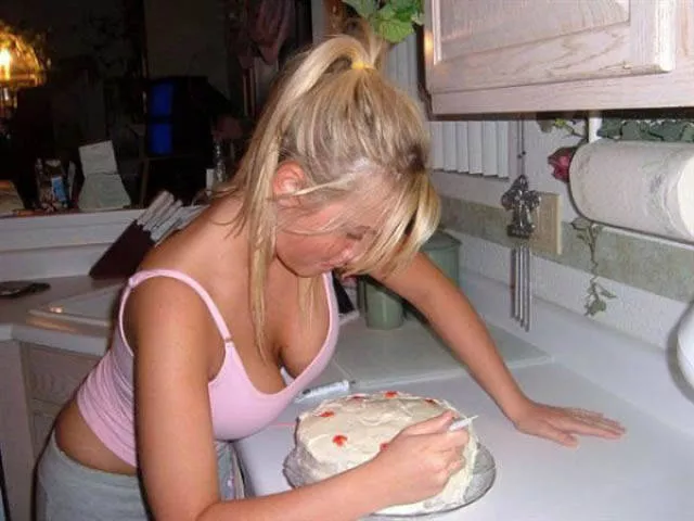 For those who do not like to see girls in the kitchen For those who do not like to see girls in the kitchen