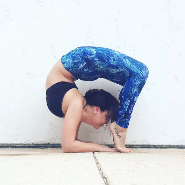 They are sexier with yoga pants - #9 