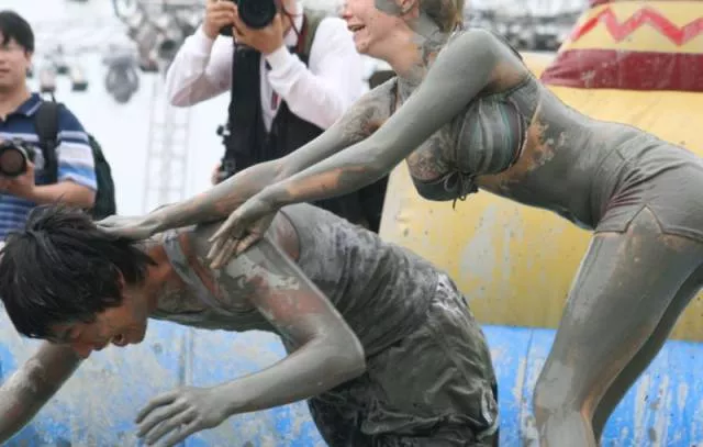 The most bizzard korean festival in the world - #18 