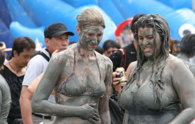 The most bizzard korean festival in the world - #4 
