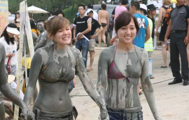 The most bizzard korean festival in the world - #9 
