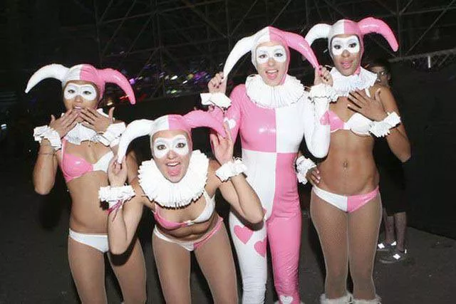 Elle deviennent folles aux partys - #2 
