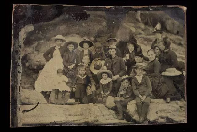 America at the time of the age of civil war - #2 