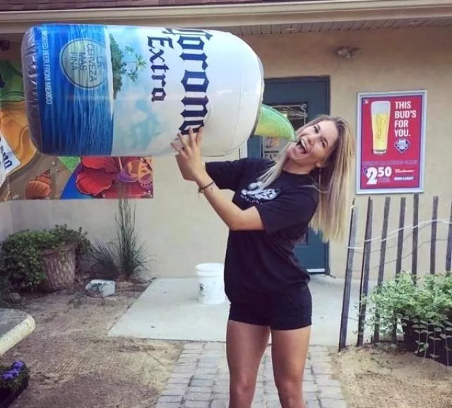 The best kind of girlfriend - #10 