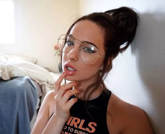 The best kind of girlfriend - #16 