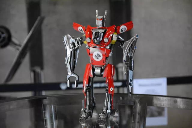 Handmade realistic robots - #13 