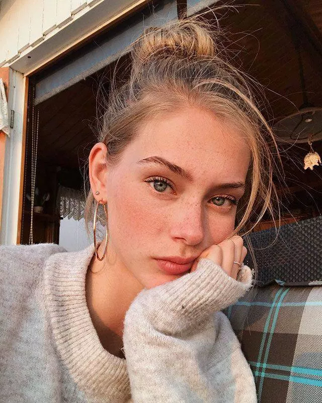 Beautiful girls around the world - #31 