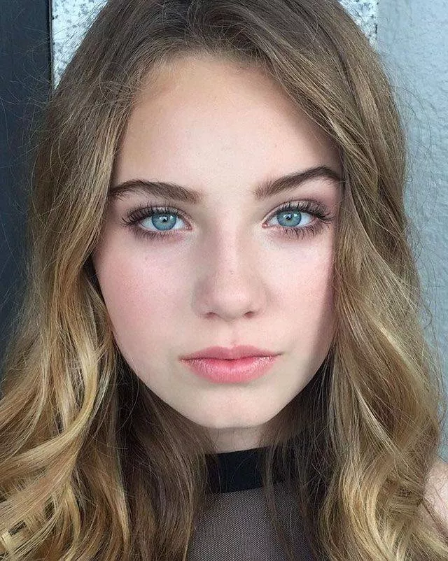 Beautiful girls around the world - #37 