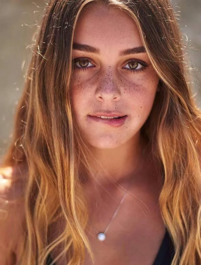 Beautiful girls around the world - #45 