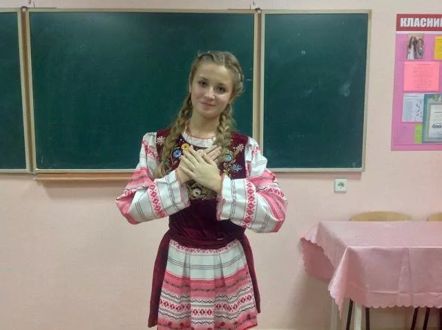 Beautiful girls around the world - #51 