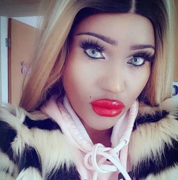 To swell the lips is a good idea - #15 