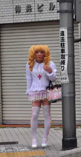 It happens only in asia - #32 