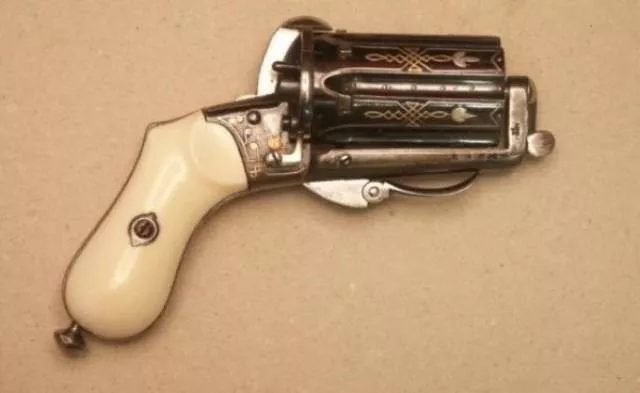 Les armes les plus etrange au monde - #5 