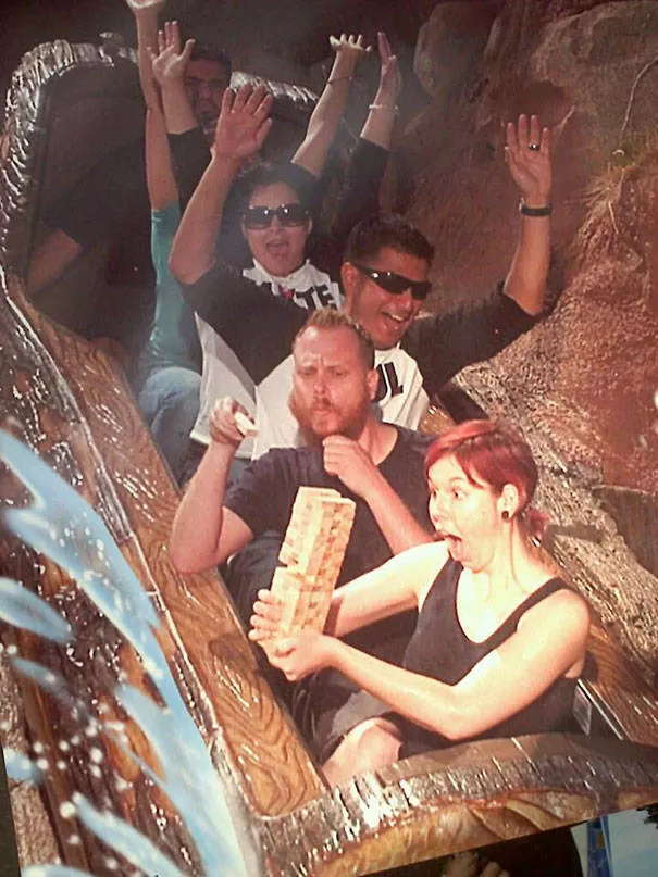 Reactions droles dans les montagnes russes - #39 