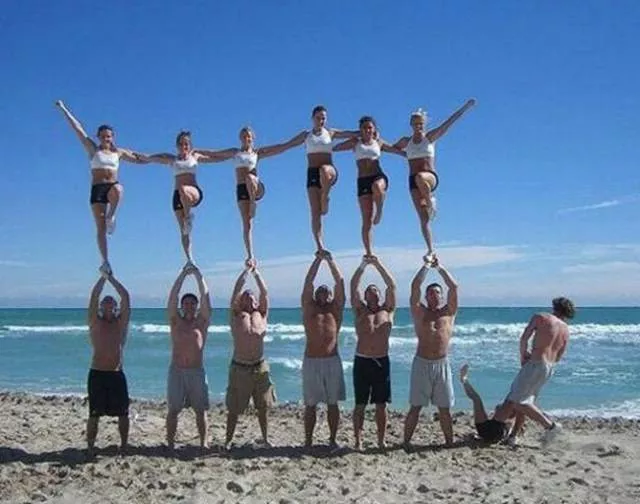 Pictures taken at the right time and place - #18 