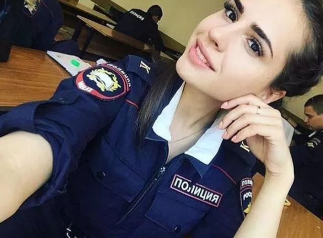 Agent de police russes tres belles - #21 