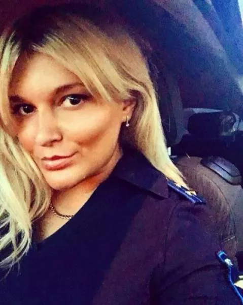 Agent de police russes tres belles - #8 
