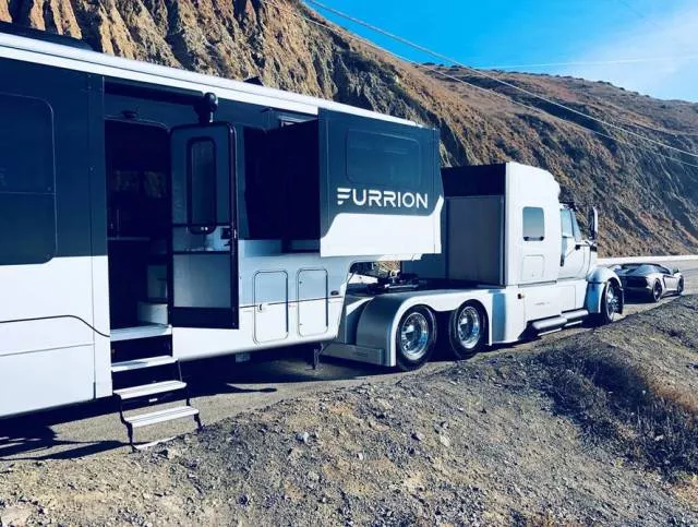 Luxury mobile homes with modern designs - #17 