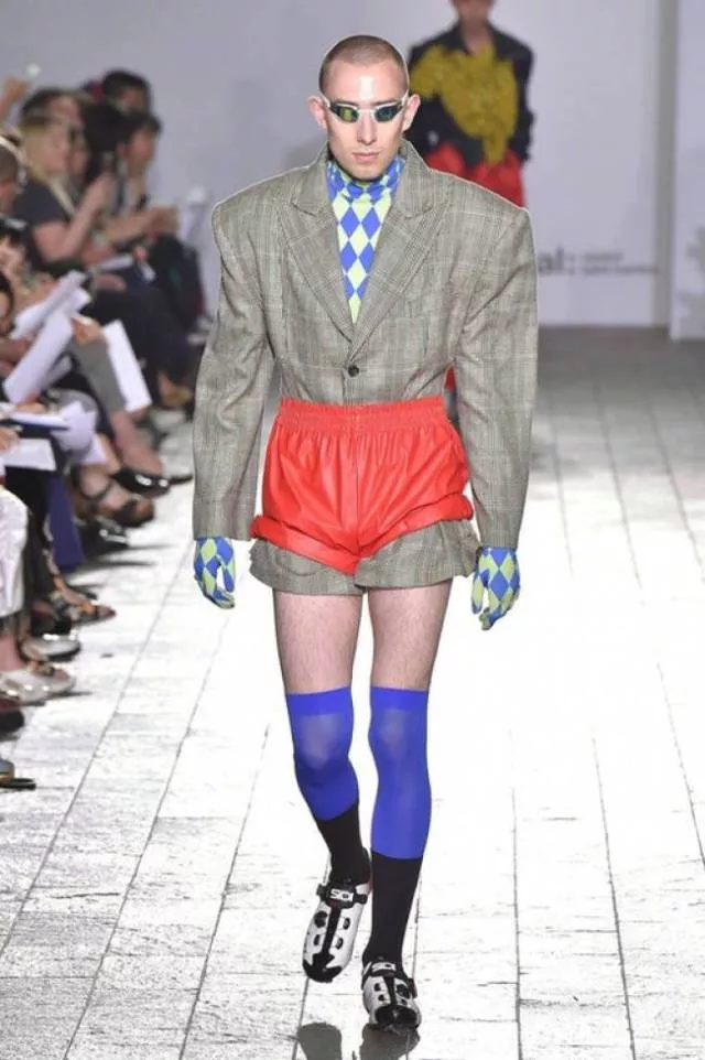 Createurs de mode aux idees les plus folles - #1 