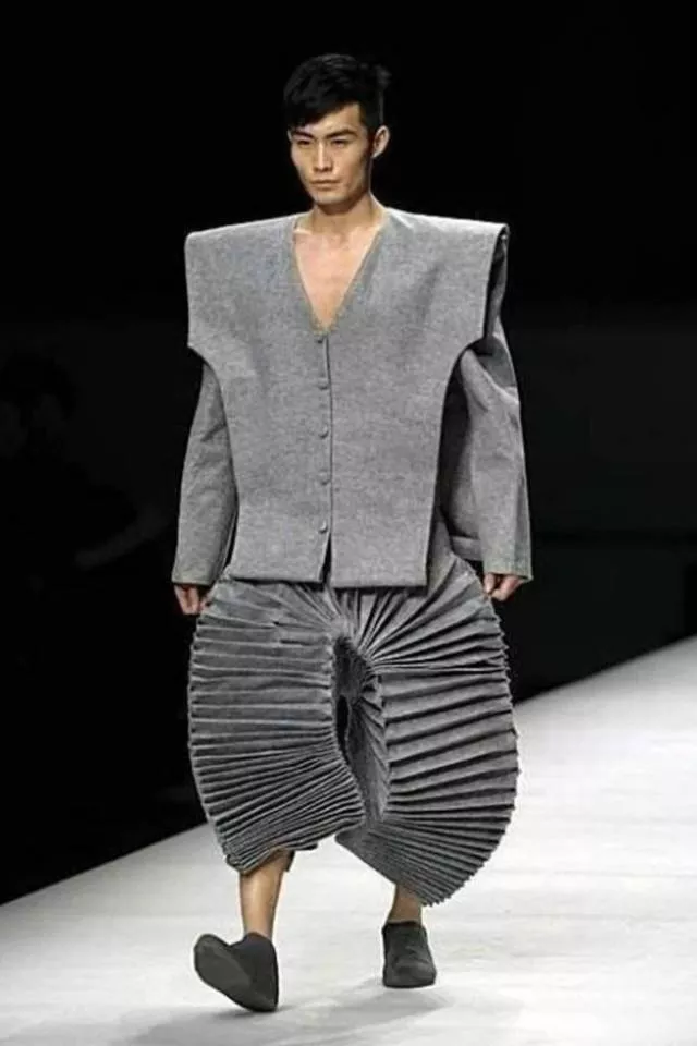 Createurs de mode aux idees les plus folles - #11 