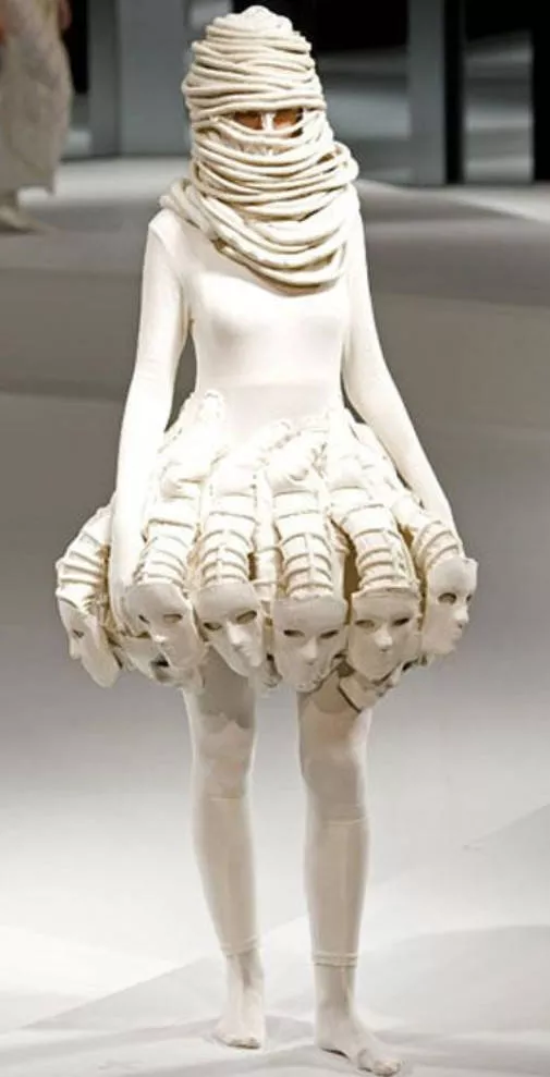 Createurs de mode aux idees les plus folles - #9 