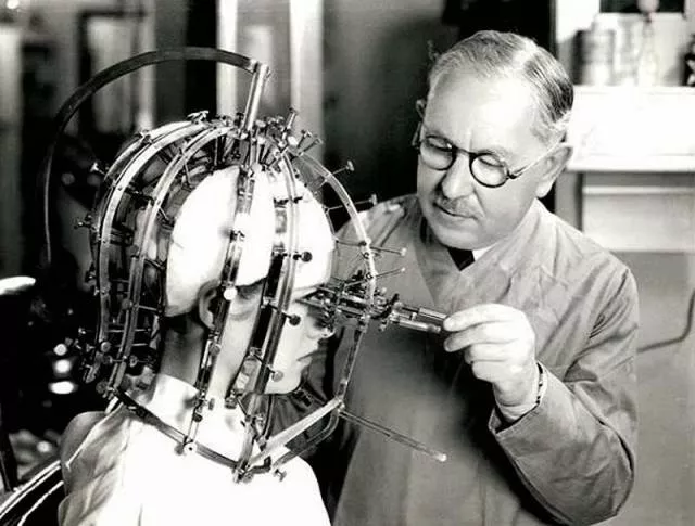 The weirdest things that were normal in the past - #13 
