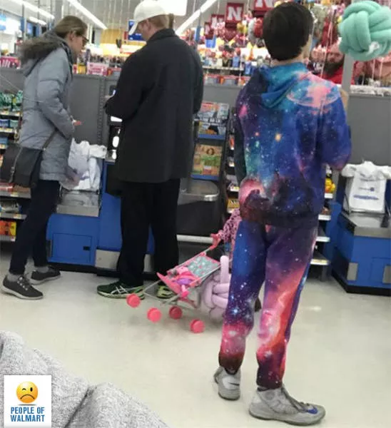 Things that only happen inside walmart - #12 