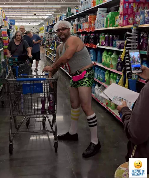 Things that only happen inside walmart - #17 