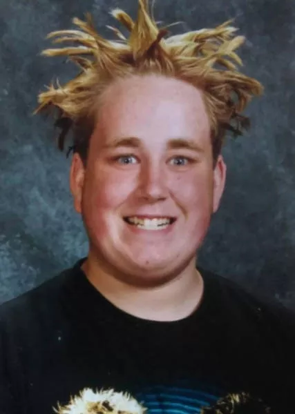 Our childhood photos that are embarrassing - #33 