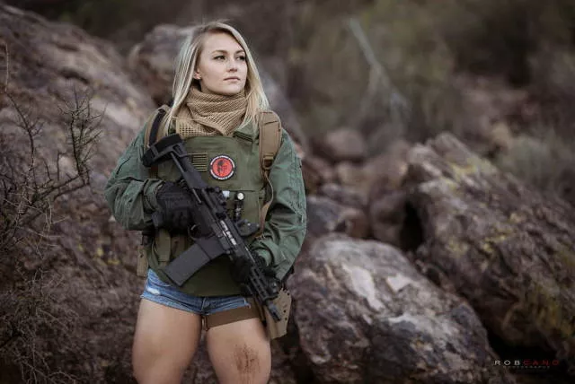 Hot weapon hot ladies - #21 