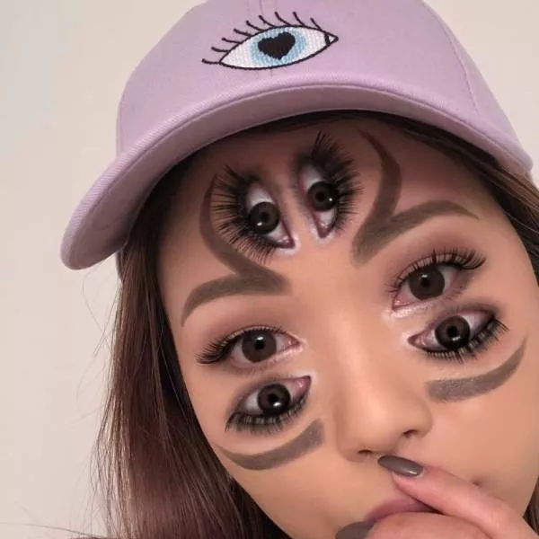 The illusion thanks to makeup - #40 