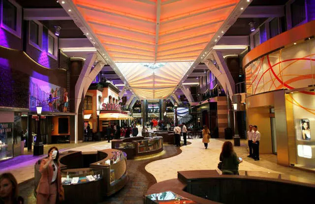 The most luxurious cruise ship in the world - #3 