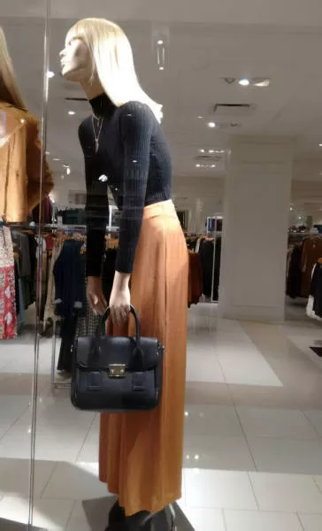 Les mannequin les plus droles et bizarre - #7 