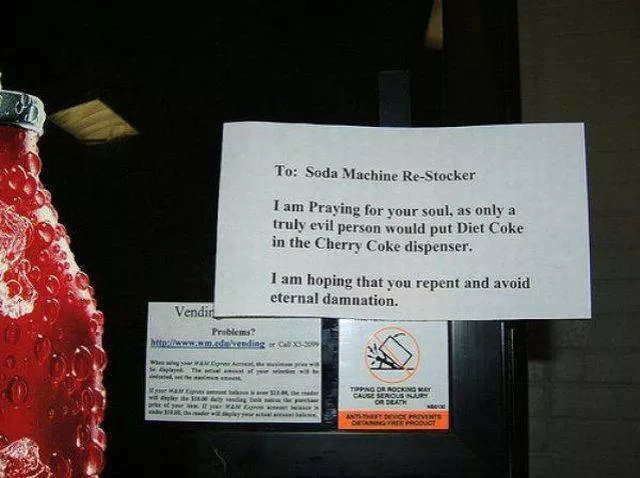 The hidden daily life of vending machines - #16 