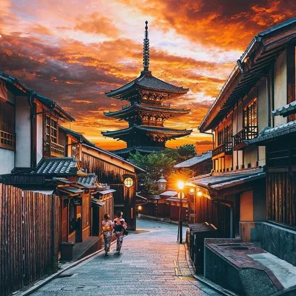 The most talented photographer in the world - #17 