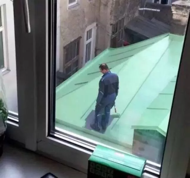 The true definition of a ridiculous person - #19 