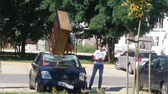 The true definition of a ridiculous person - #33 