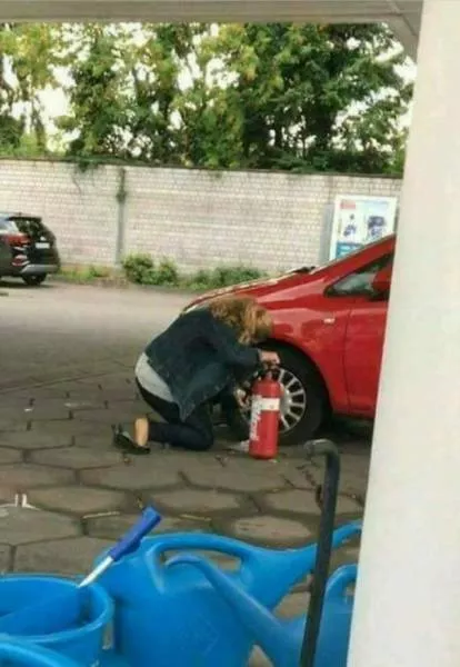 The true definition of a ridiculous person - #5 