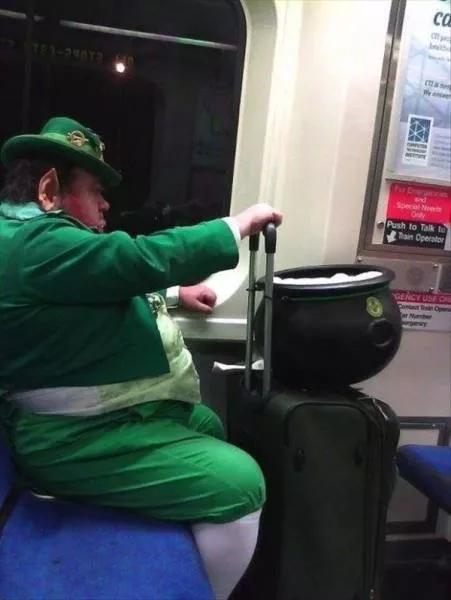 Ce quon trouve dans les stations de metro - #13 