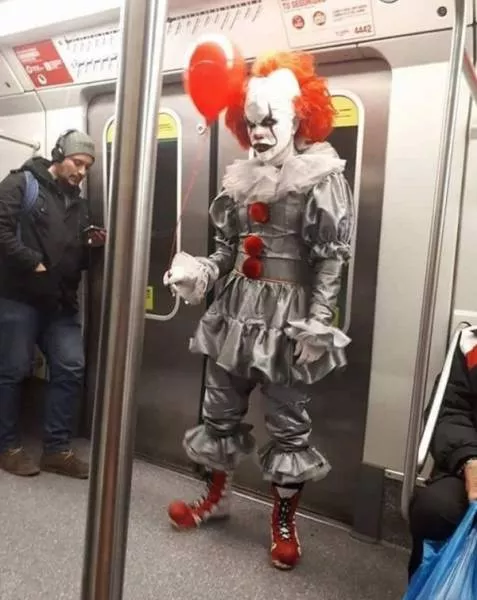 What you can find in subway stations - #31 